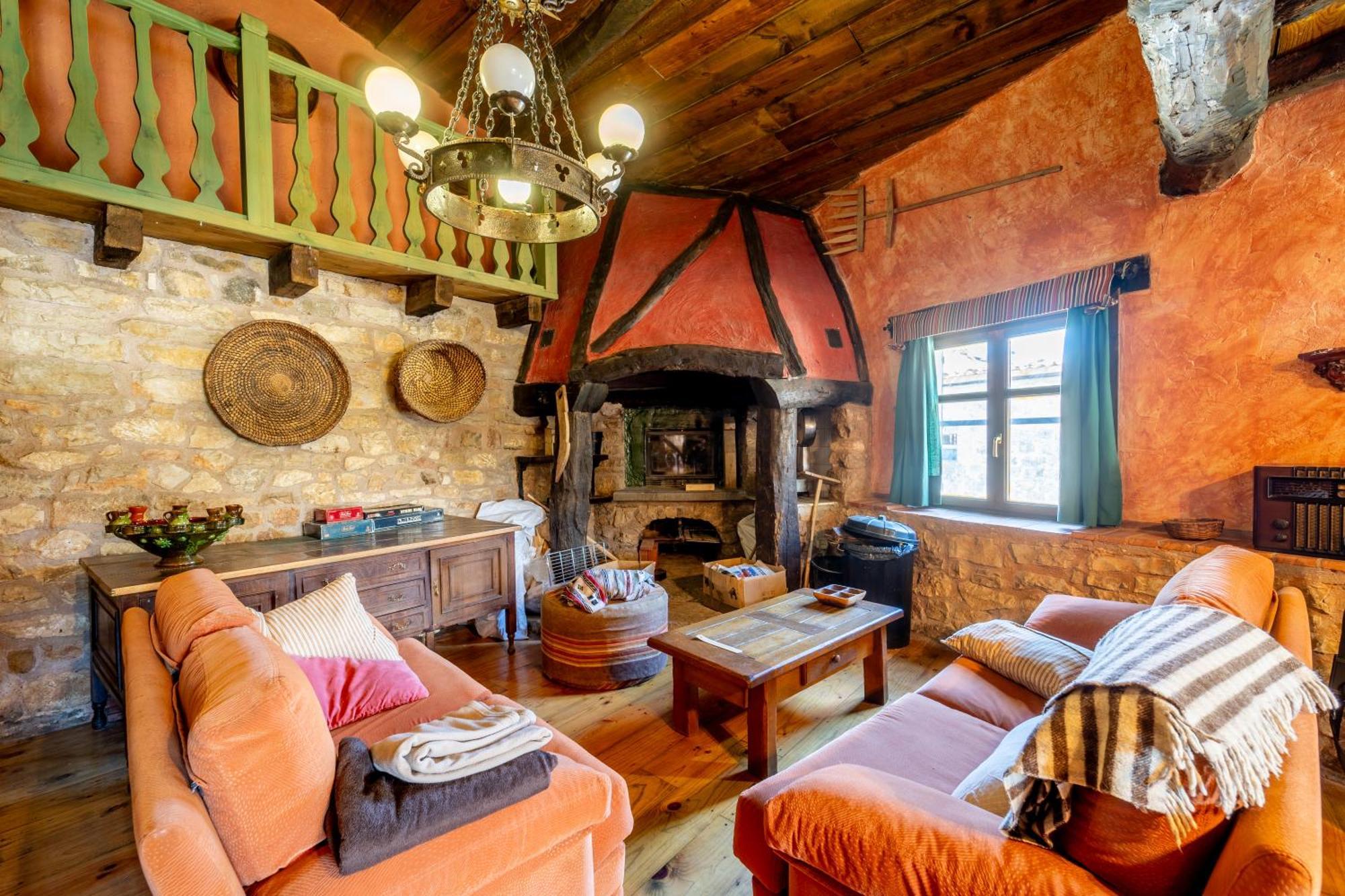 Hostel Atapuerca Inpulso Екстер'єр фото