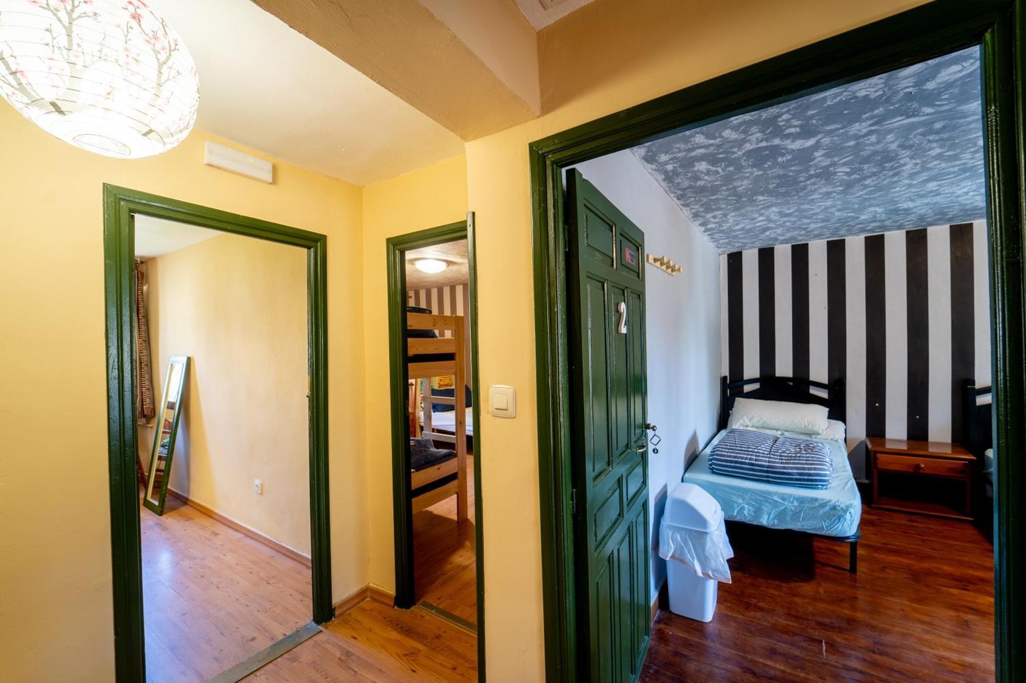 Hostel Atapuerca Inpulso Екстер'єр фото